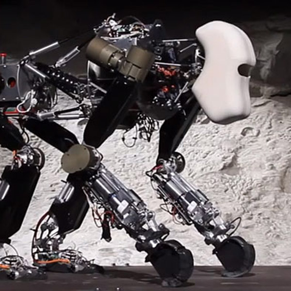 роботехника,робот,бионика, Немцы из DFKI разработали робота «обезьяну»