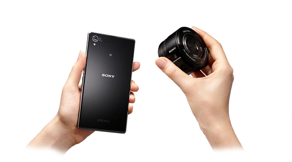 Смартфон Sony с камерой NFC