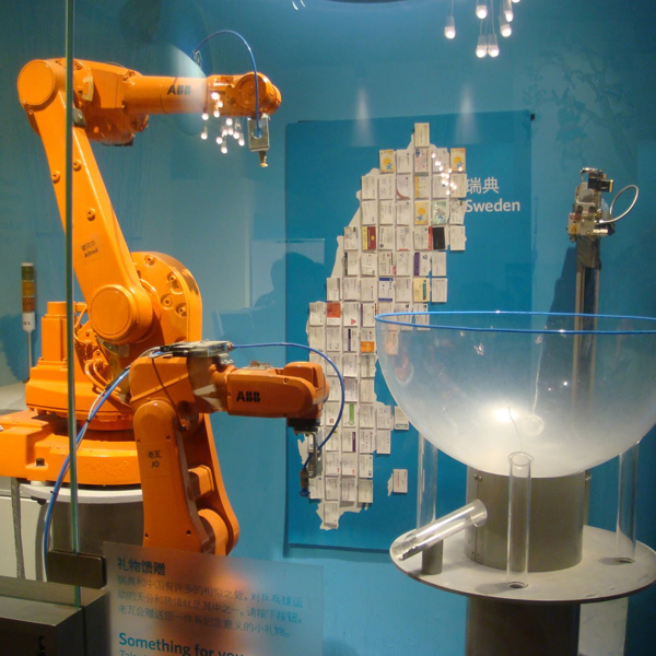 Google, Foxconn, робот, Google и Foxconn работают над новой концепцией роботизированных заводов