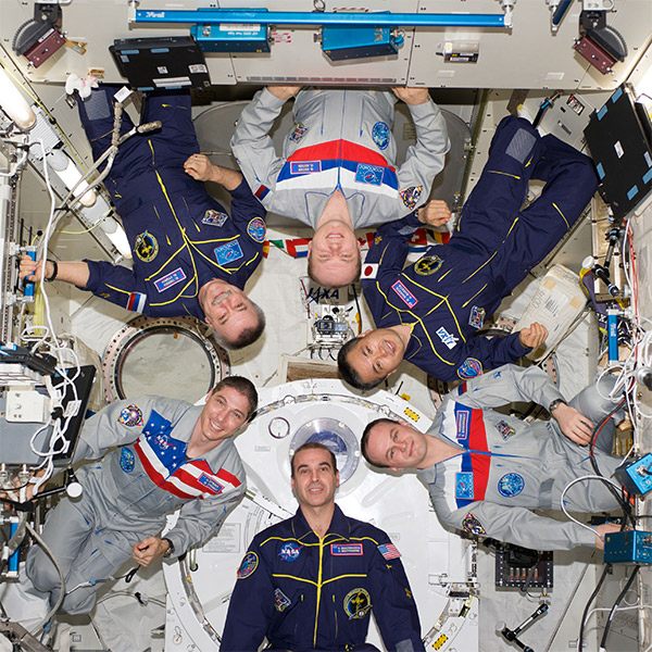 МКС,космос,США,Россия, Вопреки политике: как общаются космонавты на МКС
