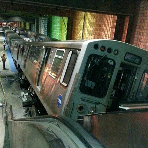 метро, авария, Чикаго, В Чикагском метро поезд сошел с рельс и протаранил эскалатор
