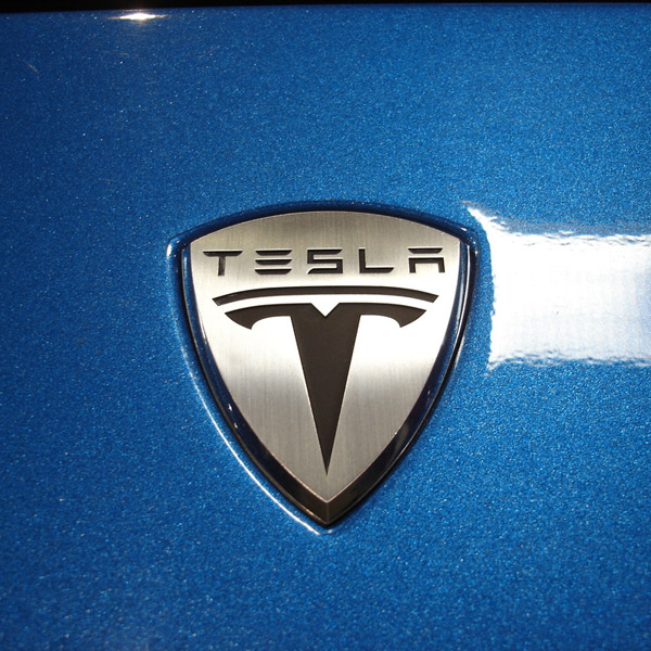 Tesla,электромобиль,хакеры, Хакеры могут угнать электромобиль Tesla S с помощью брутфорса